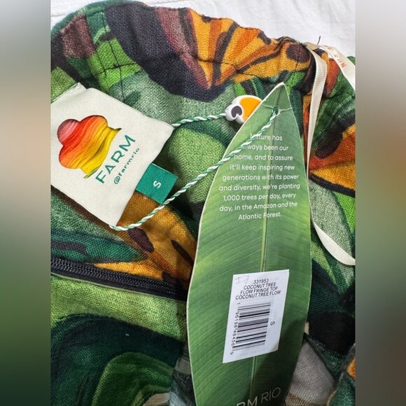 Farm Rio Green Coconut Tree Flow Linen Top - Picture 8 of 11